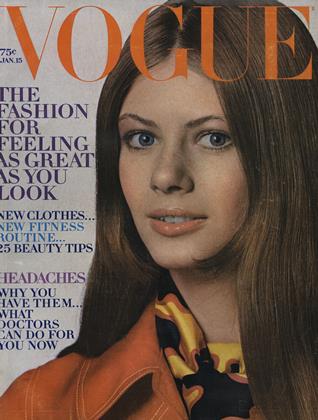 Vogue's Fashions in Travel: Hawaii | Vogue | JANUARY 15, 1970